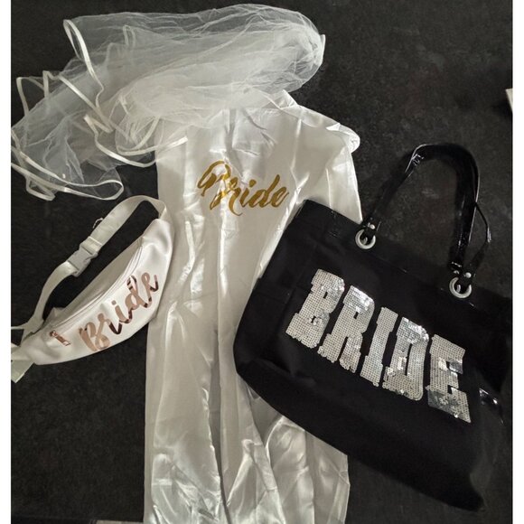 Bride Robe Veil Fanny Pack & Sequin Tote Bag Set Bachel0rette Party Wedding - Picture 1 of 16